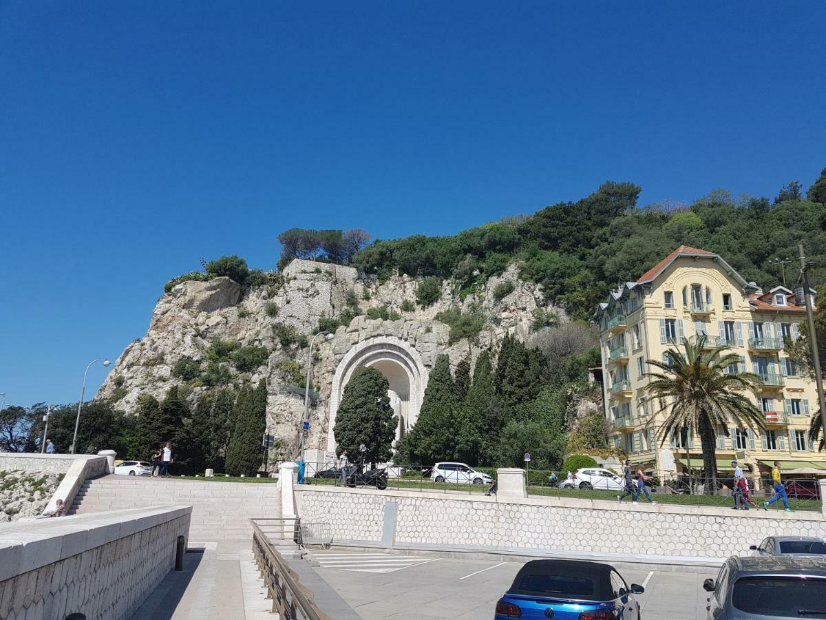 Les Palmiers A 700M De La Mer Nizza Exterior foto